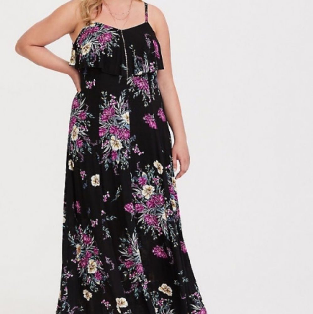 🦄 Flash Sale New Torrid Plus Maxi Dress 🦄